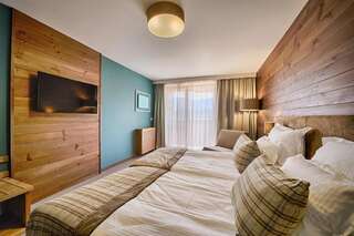 Отель Katarino SPA Hotel Банско Двухместный номер с 1 кроватью или 2 отдельными кроватями и балконом-10